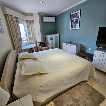 Stunning 2 Bedroom Penthouse With Sea View K213 *