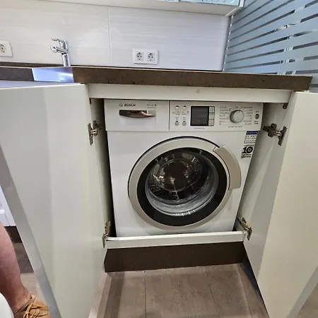 Stunning 2 Bedroom Penthouse With Sea View K213