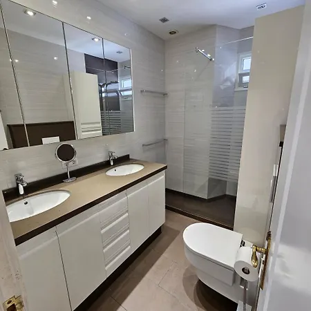 Stunning 2 Bedroom Penthouse With Sea View K213 * Costa Adeje (Tenerife)