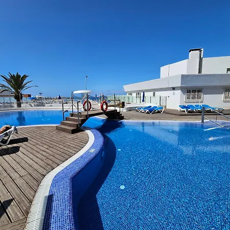 Stunning 2 Bedroom Penthouse With Sea View K213 Appartamento *