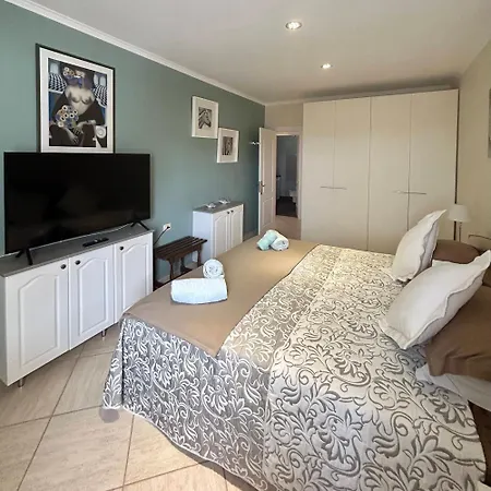 Stunning 2 Bedroom Penthouse With Sea View K213 Costa Adeje (Tenerife)