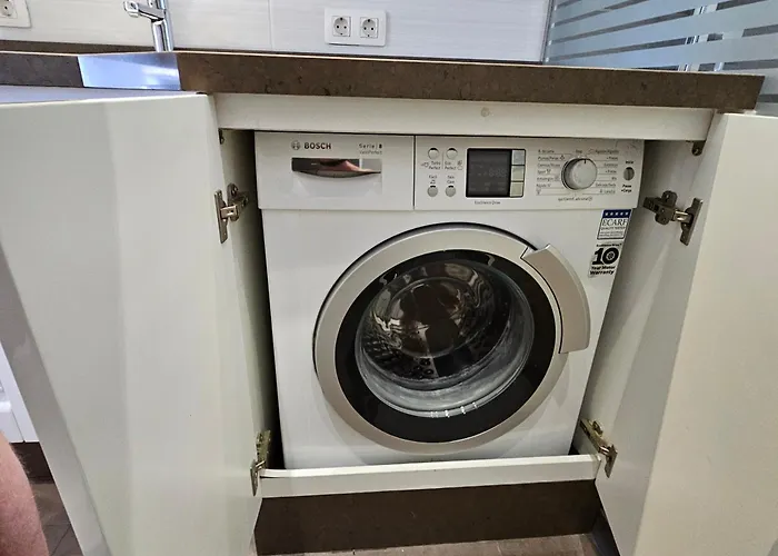 Stunning 2 Bedroom Penthouse With Sea View K213