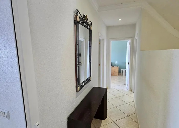 Stunning 2 Bedroom Penthouse With Sea View K213 Apartment